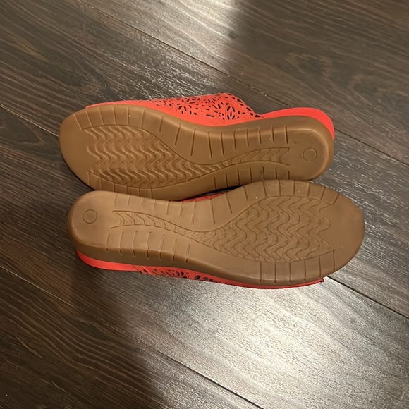 ❌SOLD❌ Spring Step Slip Ons - Picture 6 of 11